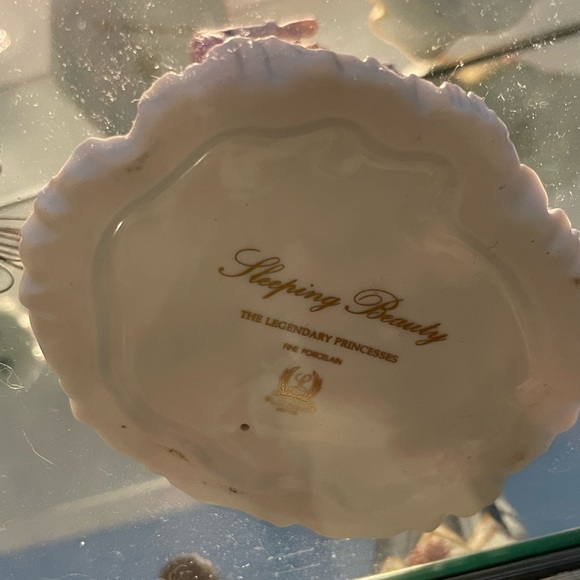 Sleeping Beauty Lenox Figurine - Picture 3 of 3